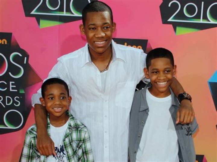 A Deep Dive Into Tyler James Williams' Siblings