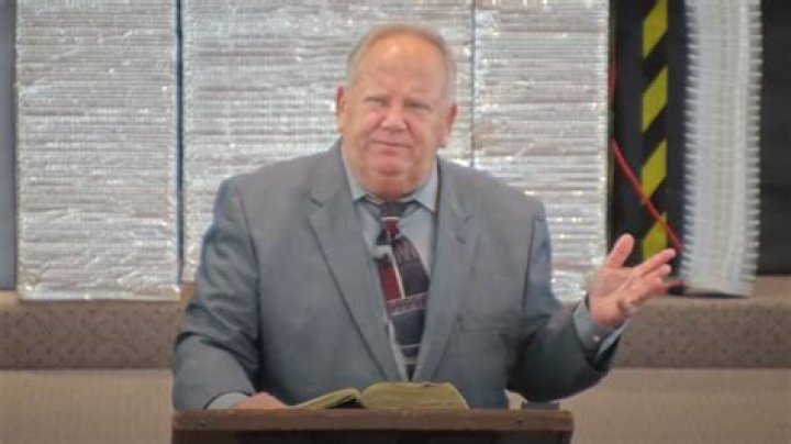 Anna Duggars Dad Mike Keller Gives Bonkers, Racist Sermon on Slavery