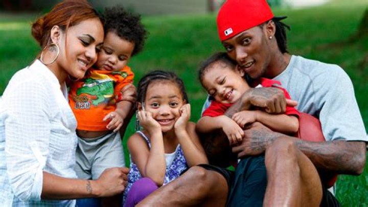 Are Chris Henry Kids Adopted By Pacman Jones – Wife Loleini Tonga and family