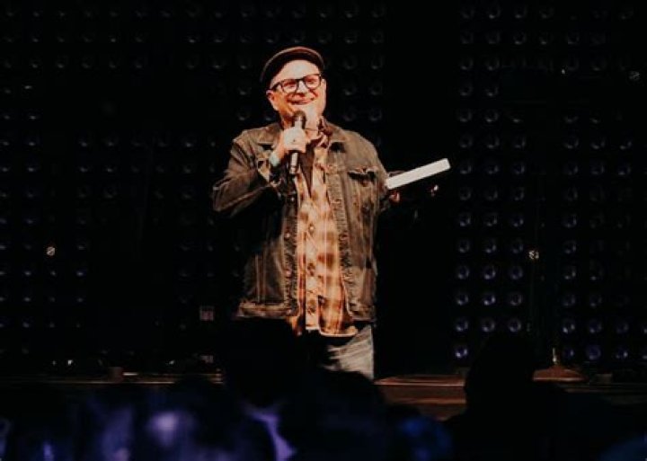 Bobcat Goldthwait Is Now Using His Real Voice on Stage to Make People Laugh
