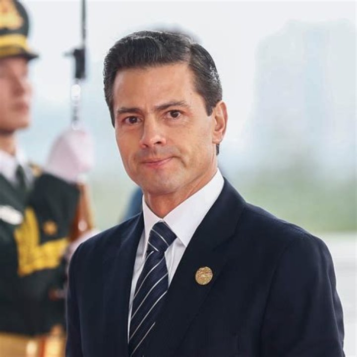 Enrique Peña Nieto - BlogPaper