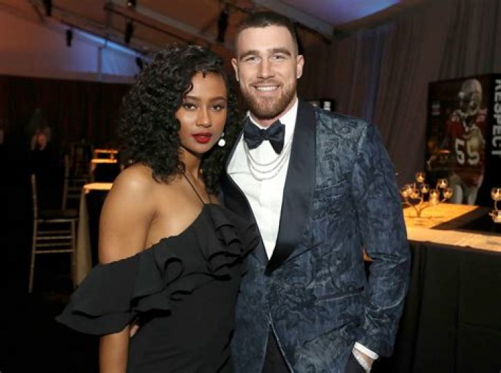 Girlfriend, Dating, Ethnicity, Is He Married To Nicole? And All You Need To Know