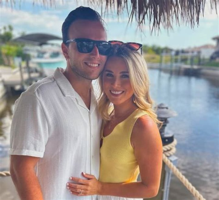 Hannah Knowles Age, Wiki, Husband, Twitter, Net Worth