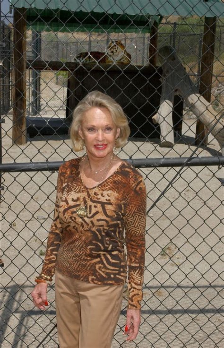 Is Tippi Hedren Still Alive? Where Does The Actress Live Now? ·