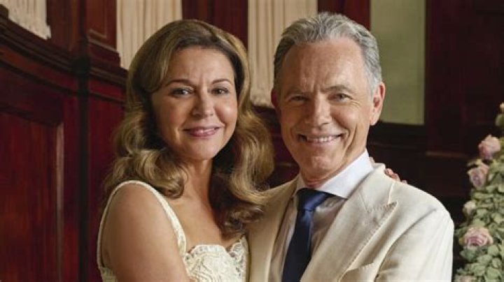 Jane Leeves' Marital Bliss And Beyond!