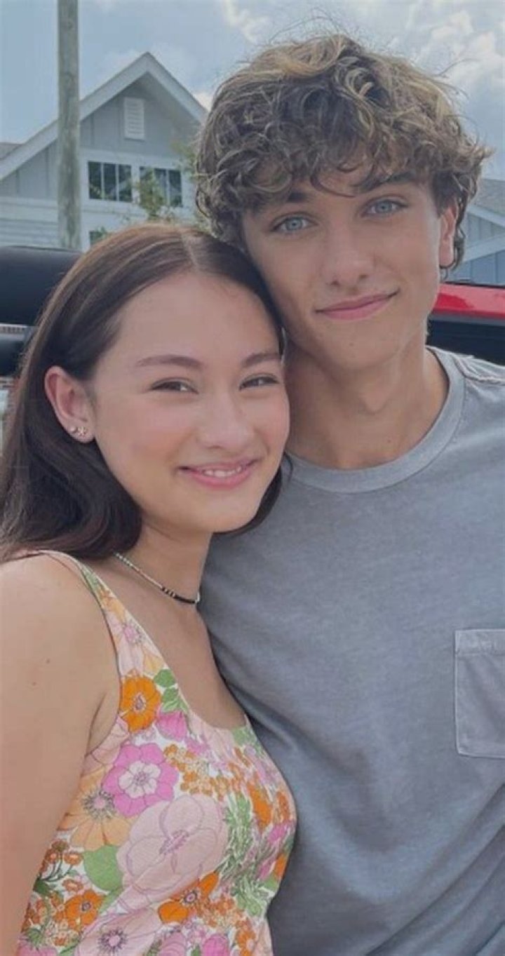 Lola Tung Boyfriend Or Girlfriend: Is The Summer I Turned Pretty Actress Gay?