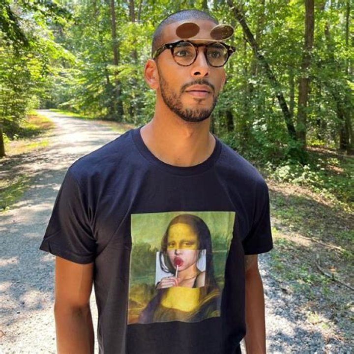 Lonnie Govan - BlogPaper