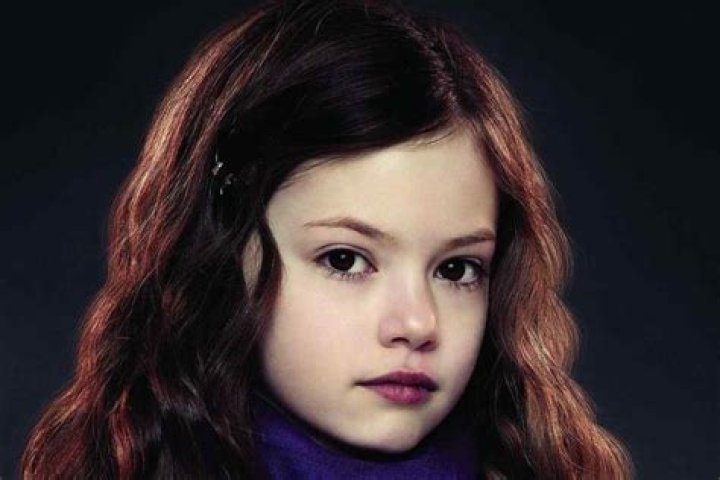 Mackenzie Foy ·