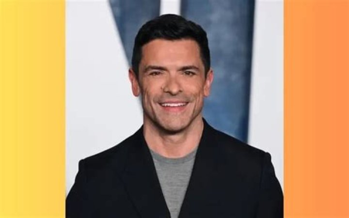 Mark Consuelos Siblings, Parents, Age, Wiki, Wife, Net Worth 2023, Height
