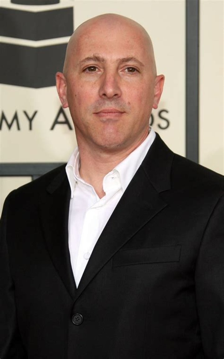 Maynard James Keenan Bio, Wife, Height, Son, Age, Net worth, Religion