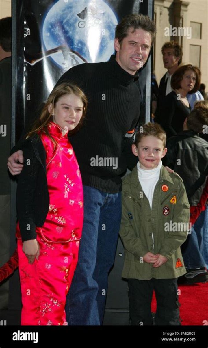 Meet Laura Les Husband Gabe Howell Kids And