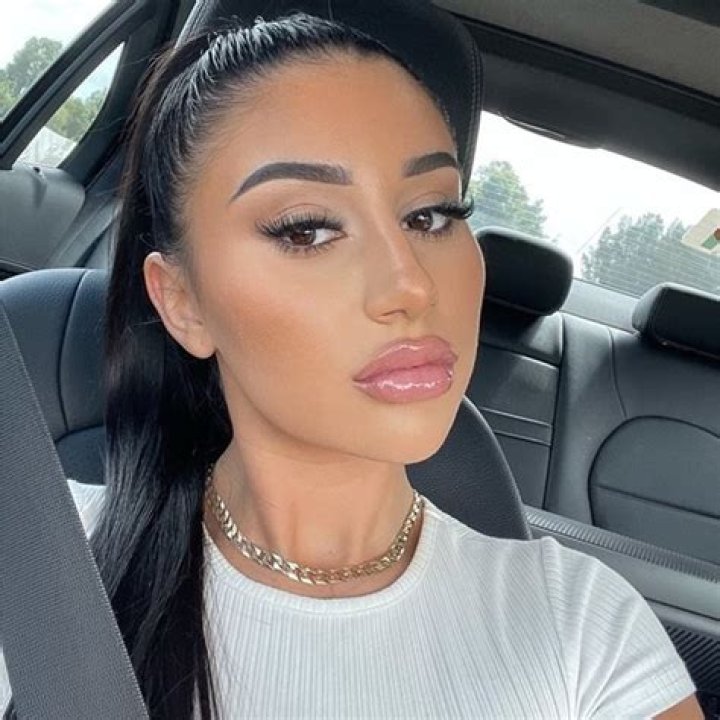 Mikaela Testa- Wiki, Age, Height, Net Worth, Boyfriend, Ethnicity