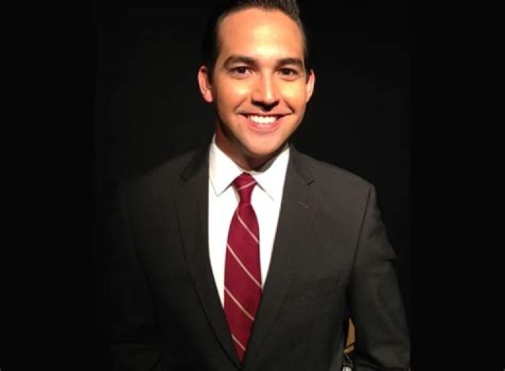 Polo Sandoval (CNN) Bio, Wiki, Age, Height, Parents, Husband, Married, Mexican, Salary, Net Worth