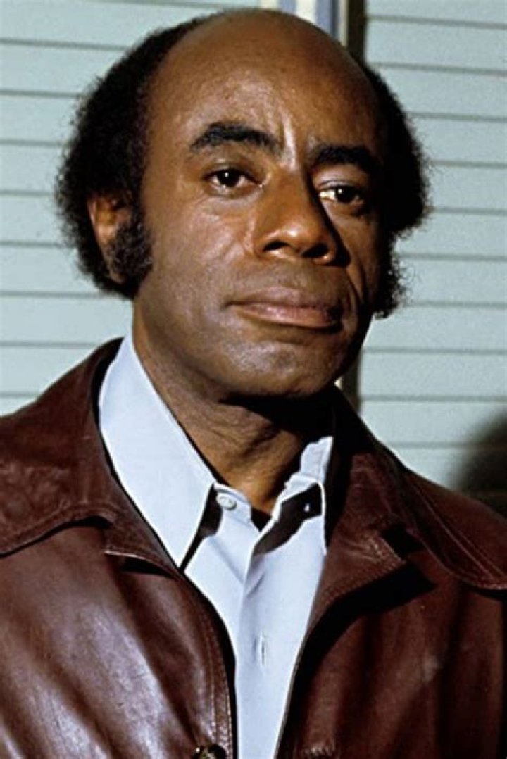 Roscoe Lee Browne ·
