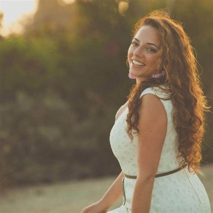 Sona Movsesian ·