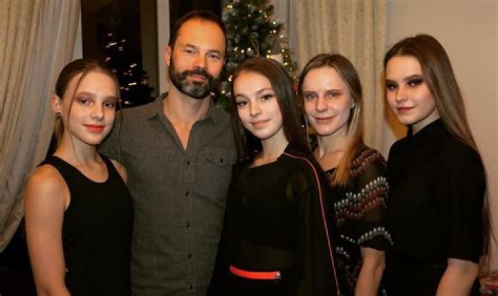 Stanislav And Julia Shcherbakova, Anna Shcherbakova Parents, Sisters, Partner, Siblings, Family, Mar