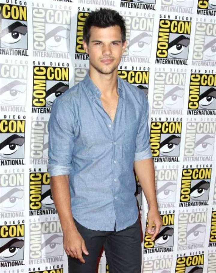 Taylor Lautner Height And Weight