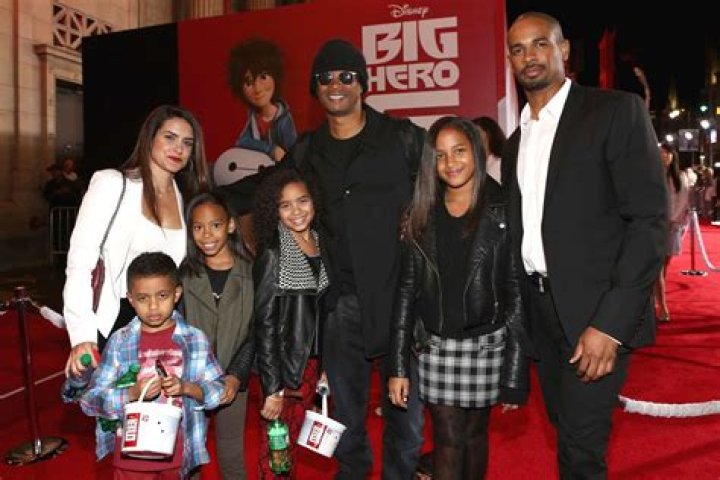 Uncover The Heartwarming World Of Damon Wayans Jr.'s Family