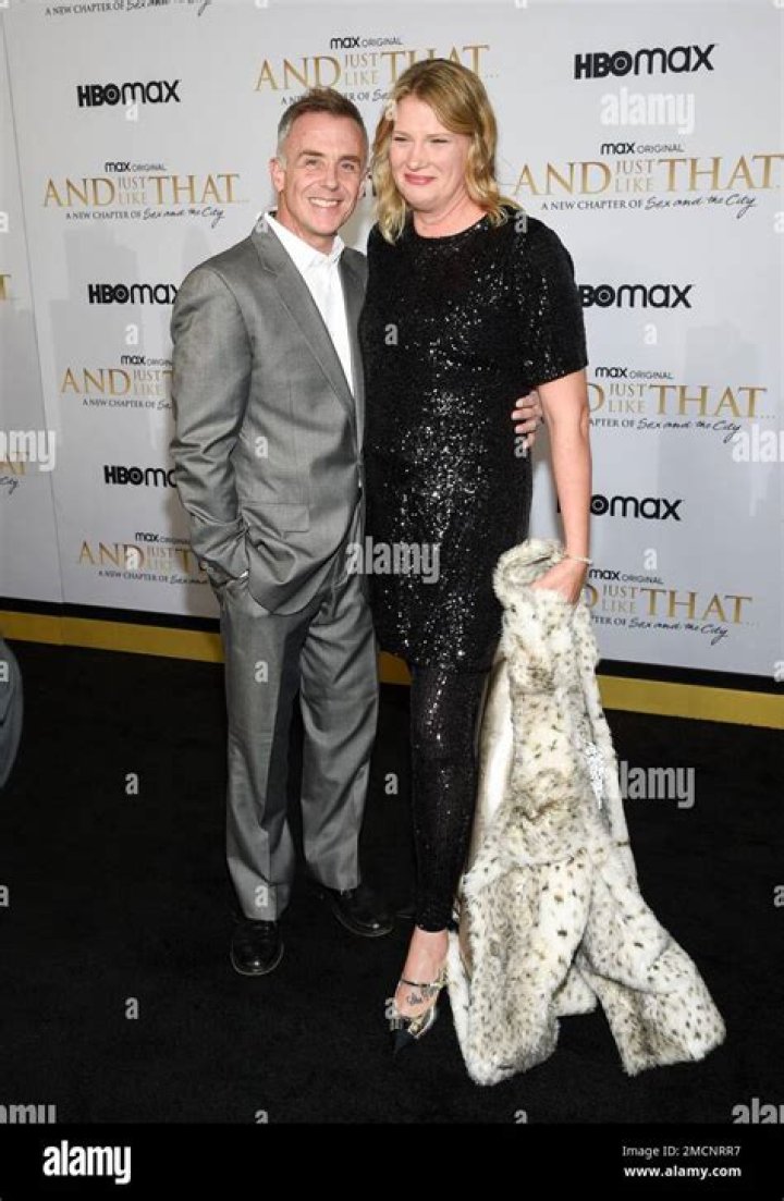 Unveiling The Story Behind David Eigenberg's Wife: An Enchanting Journey