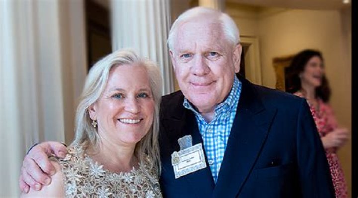 Who Is Harlan Crow's Wife?