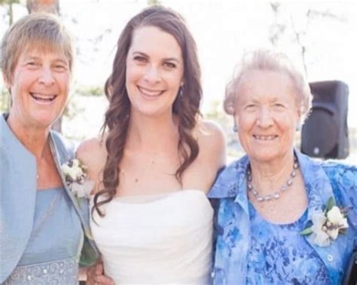 Who Is Jennifer Botterill Husband Adrian Lomonaco? Explore About The Family Of Former Ice Hockey Pla