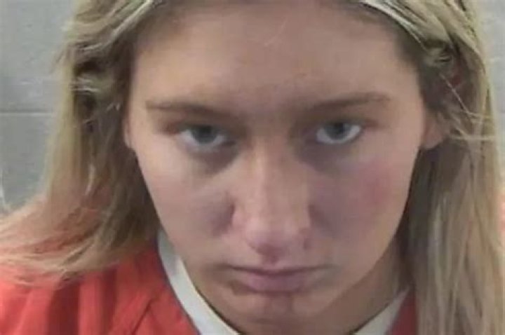 Who is Morgan Lund ? Woman who claims to have stabbed ex-boyfriend while dreaming ?