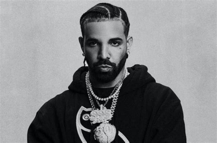 Who Is The IG Model Hot Sauce? Name And Picture Of Drake Partner Revealed On Reddit?