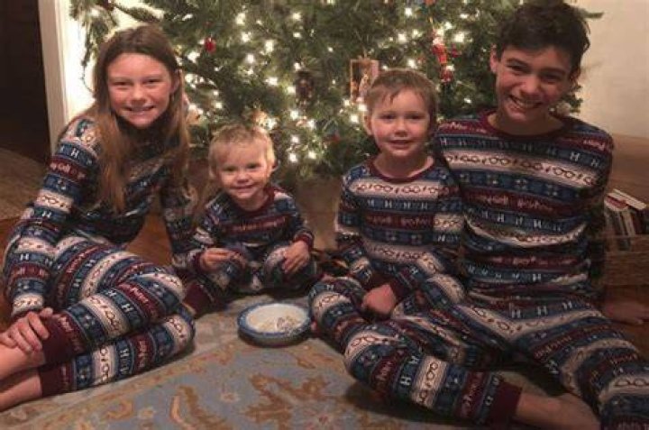 Zane Holtz Wife Chelsea Thea Holtz And Four Children